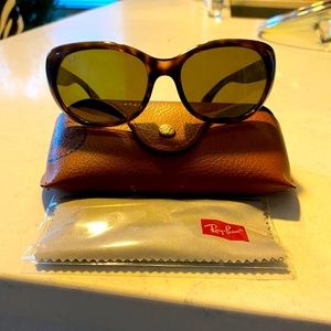 Jackie OHH ray-ban polarized sunglasses